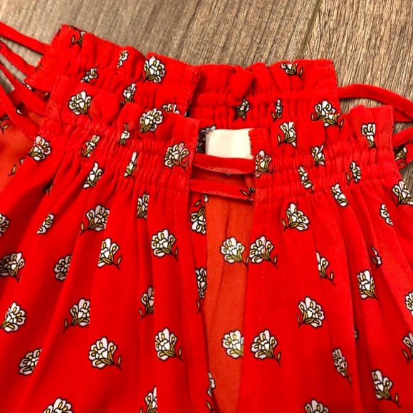 Loft red halter top flutter blouse size XS - Picture 5 of 7